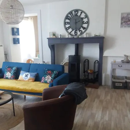 Les Genets Holiday home *